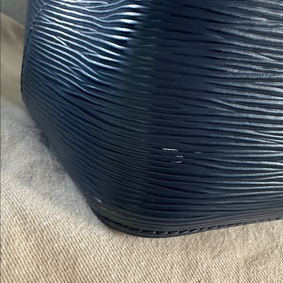 Louis Vuitton NeoNoe Epi Bucket bag - Picture 9 of 9